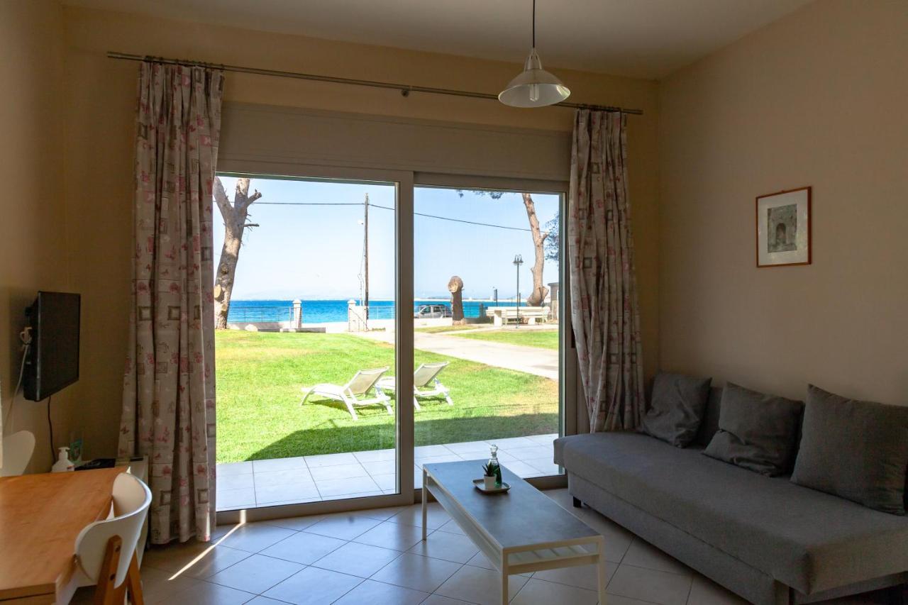Brunello Seaside Lefkáda