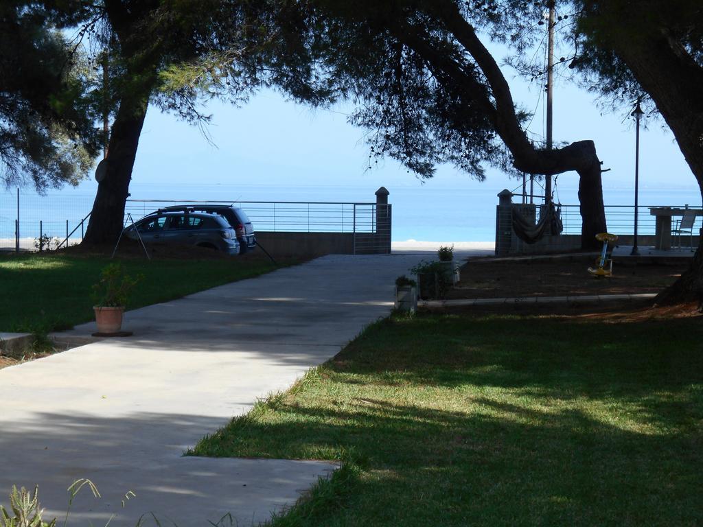 Brunello Seaside Lefkáda